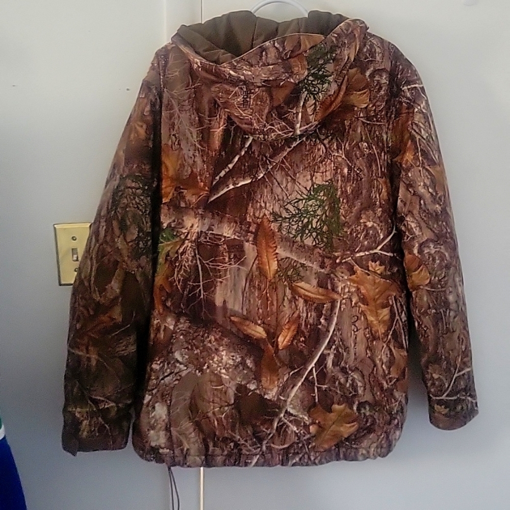 Realtree mens edge padding jacket size large body lining sleeve hood lining